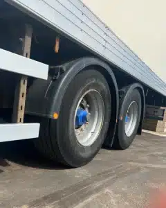 13.6m Montracon Tandem Axle Box Trailer 4m (2007)