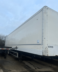 13.6m SDC Tri Axle Box Trailer 4m (2010)