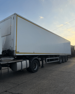13.6m Montracon Tri Axle Box Trailer 4m ( 2013 ) 40x available